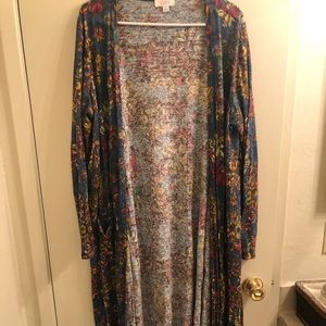 ✨LuLaRoe Sarah sweater, size L✨